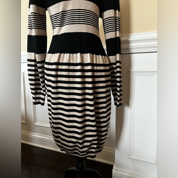 Black & Heather Taupe Open Front-Wide Shawl Collar, Sweater/Cardigan Coat. - Picture 7 of 16